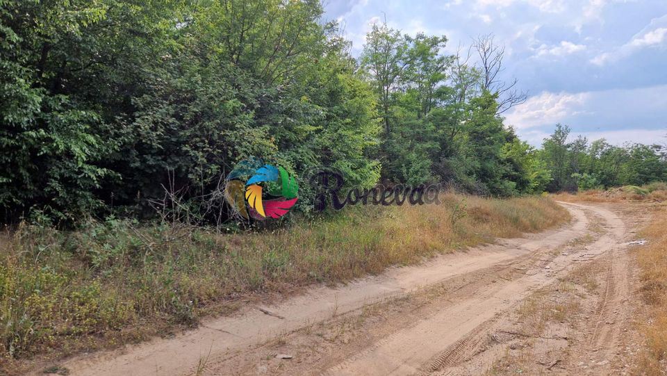 Парцел , с.Здравец , община Аврен